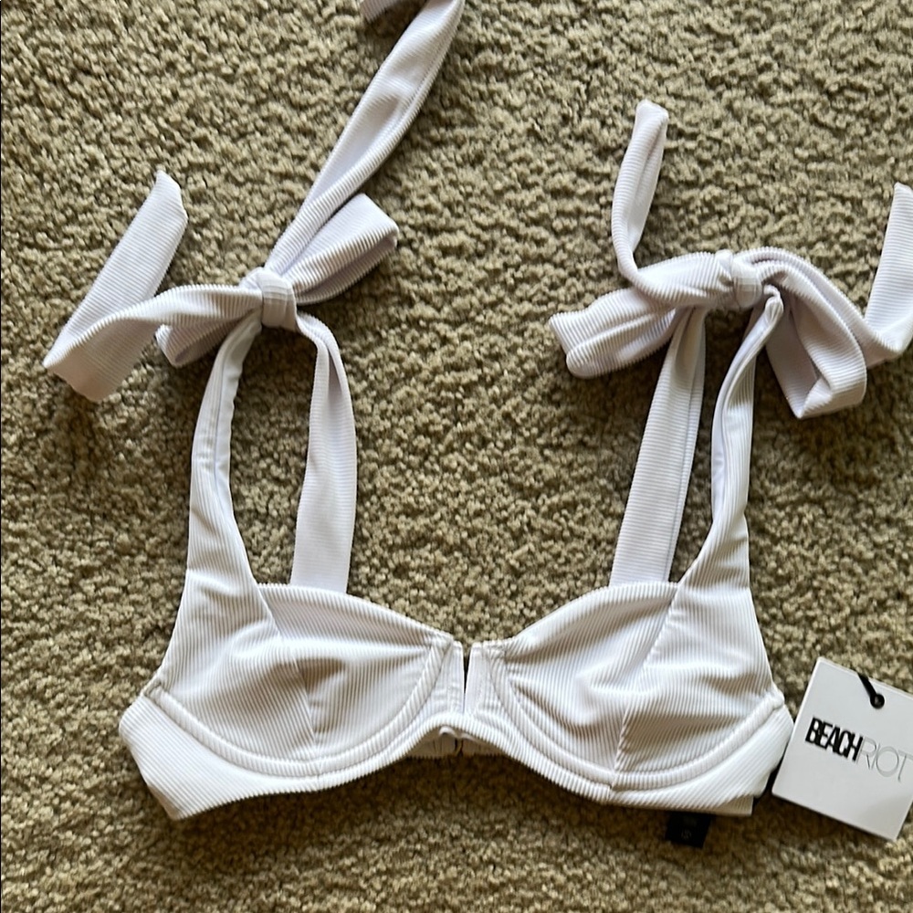 NWT Beach Riot Ribbed Bikini Top